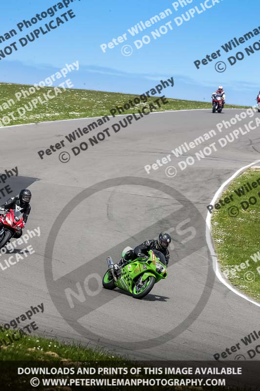 anglesey no limits trackday;anglesey photographs;anglesey trackday photographs;enduro digital images;event digital images;eventdigitalimages;no limits trackdays;peter wileman photography;racing digital images;trac mon;trackday digital images;trackday photos;ty croes